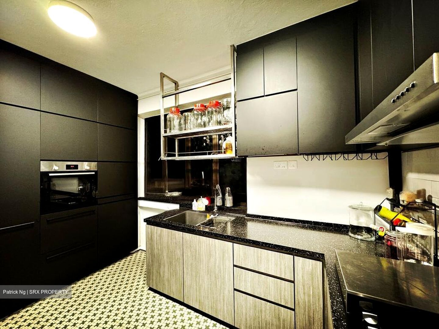 Tiong Bahru Estate (D3), Apartment #468826281